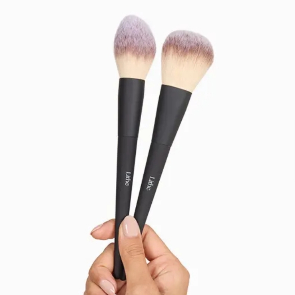Lithe Essential Face Brush 2 Piece Set Black NEW Powder & Bronzer Brush